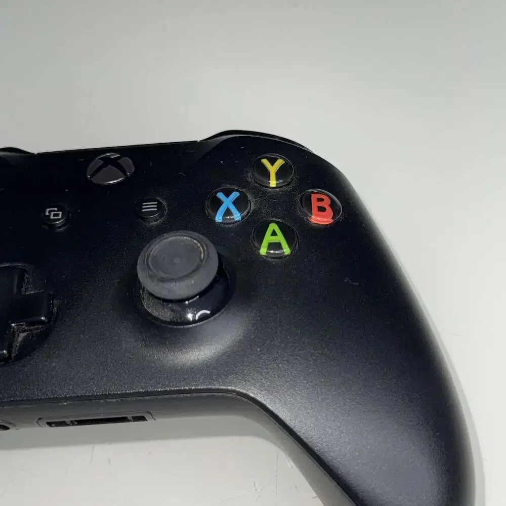 Genuine Microsoft Xbox One Wireless Controller 1708 Black Missing Cover